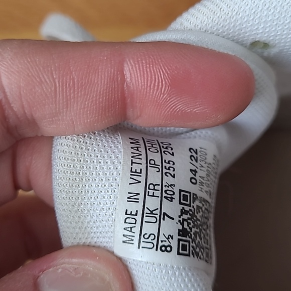 Adidas womens sneakers - Picture 5 of 6